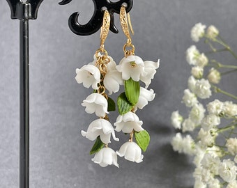 Bijoux de mariage, Boucles d'oreilles fleur de muguet, Boucles d'oreilles délicates, Muguet Bijoux de printemps, Boucles d'oreilles florales