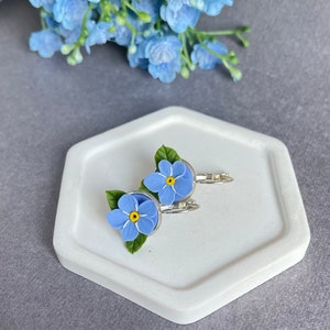 Forget-me-nots jewelry, Forget-me-nots flower earrings, Dainty earrings, Forget-me-nots Spring Jewelry, Floral earrings, Minimalist jewelry