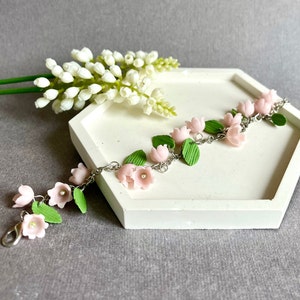 Pink Wedding jewelry, Lily flower bracelet, Dainty bracelet, Lily of the valley Spring Jewelry, Floral bracele, Minimalist jewelry