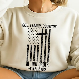 Bandiera americana cristiana con croce SVG PNG, citazione patriottica (download digitale)