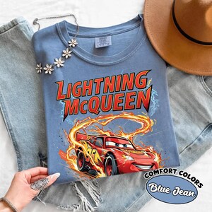 Camiseta de Rayo McQueen 95, Camiseta retro de Disney Pixar Cars, Camiseta de carreras de Rayo McQueen, Camiseta para viaje de vacaciones familiares de Disney 2026 imagen 3