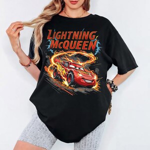 Puede incluir: Un juego de tres tazas de cer&aacute;mica con un acabado mate moteado. Las tazas son de color crema, gris claro y gris oscuro. Cada taza tiene un dise&ntilde;o simple y minimalista.