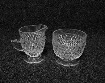 Juego de jarro y azucarero de vidrio vintage Indiana Glass Diamond Point / Jarra y cuenco de vidrio prensado / Vajilla retro / Decoración de cocina rústica