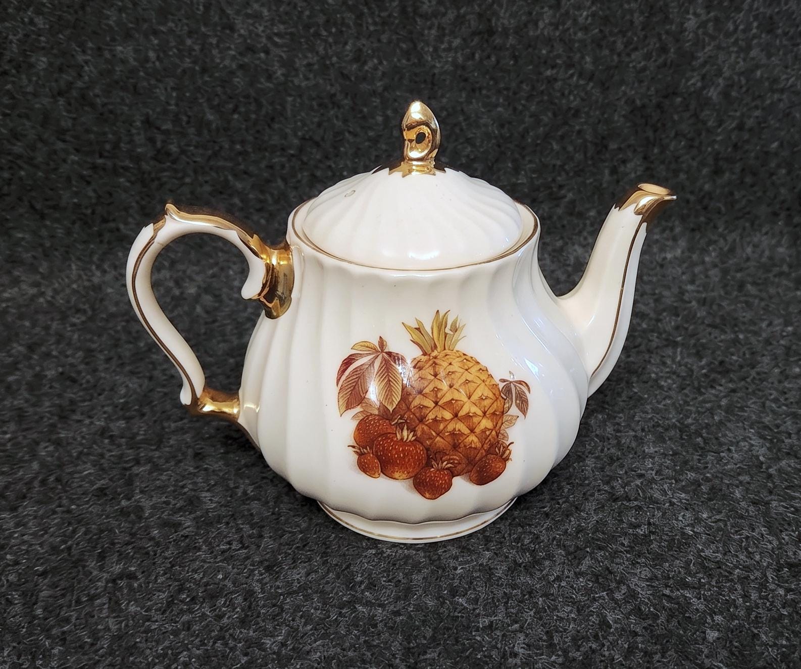 Sadler teapot - Etsy 日本