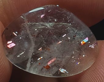 Piedra solar de confeti natural / Piedra solar de fuego arcoíris / Piedra preciosa de cristal natural para uso curativo y en joyería (8,25 quilates, 14 x 19 x 3 mm)