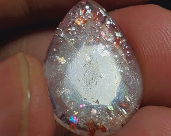 Piedra solar de confeti natural / Piedra solar de fuego arcoíris / Piedra preciosa de cristal natural para uso curativo y en joyería (8,15 quilates, 20 x 13 x 3 mm)
