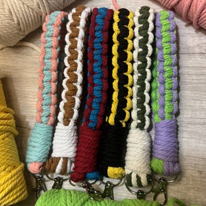Customizable Macramé Wristlet or Keychain