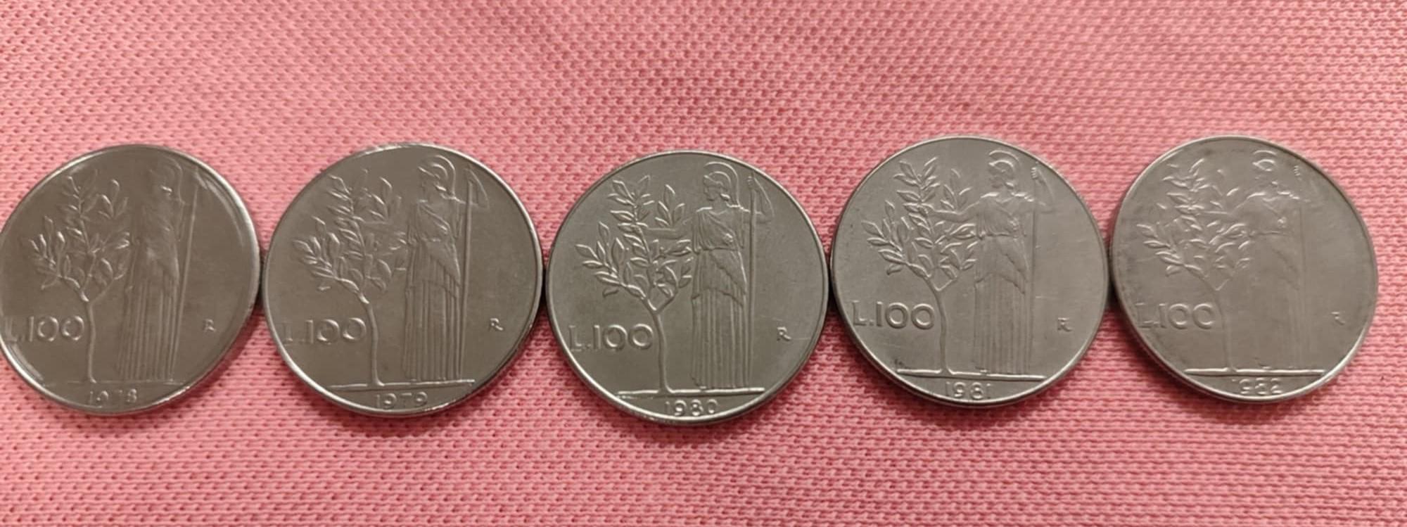 希少1965年1977年1,978年1979年イタリア 100リラ 女性と木 希少