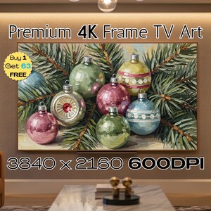 Puede incluir: Una obra de arte digital para un televisor con marco 4K que presenta adornos navideños coloridos y ramas de pino. Los adornos son de color rosa, verde, amarillo y azul. Se muestra el texto "Premium 4K Frame TV Art" y "3840 x 2160 600DPI".