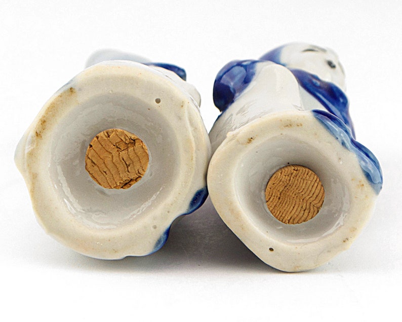 Vintage Dutch Holland Salt and Pepper Shakers Blue and White Cork