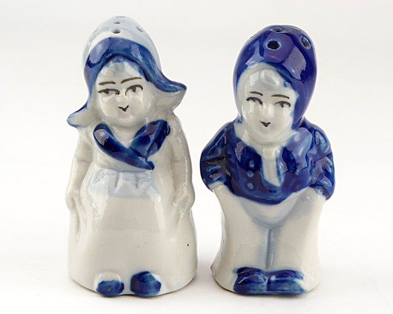 Vintage Dutch Holland Salt and Pepper Shakers Blue and White Cork