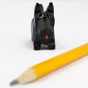 Taille-crayon professionnel, taille-crayon au charbon de bois, table de  cuisson incisive pour bureau : : Fournitures de bureau