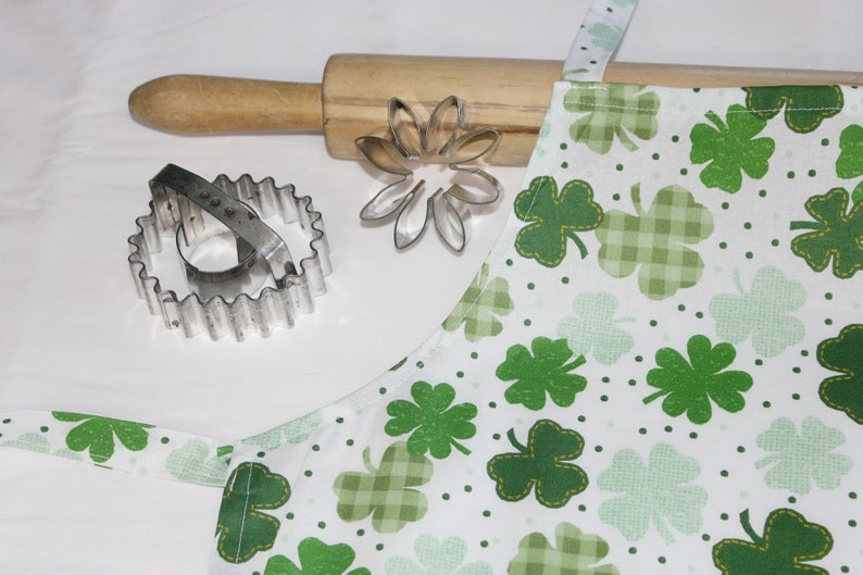 Shamrocks on White Child Apron ready to ship