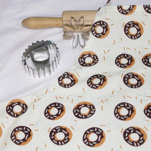 Tablier adulte Donuts and Sprinkles - prêt à être expédié