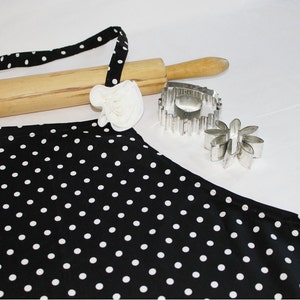 Black n White Polka Dot Adult Apron with Rose Pin ready to ship image 3