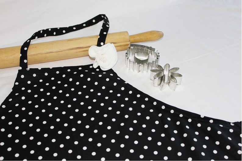 Black n White Polka Dot Adult Apron with Rose Pin ready to ship image 3