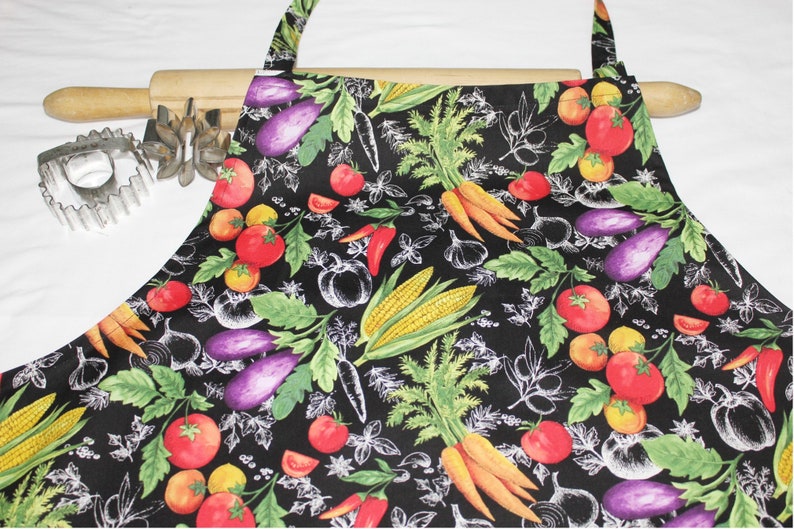 Plus Size Vegetable Harvest Apron ready to ship image 1