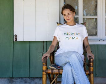 Midwest Mama Tee | T-Shirt