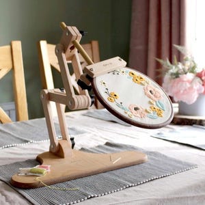 Support de broderie réglable, support pour cadre en bois, point de croix mains libres, rotation à 360 degrés