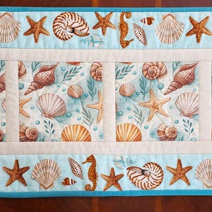Quilted Seashells Table Runner