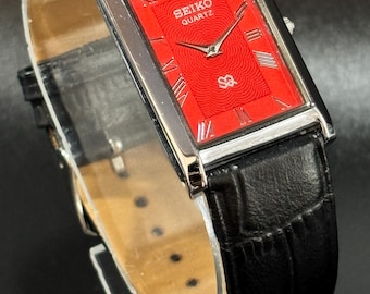 Reloj de pulsera vintage Seiko Tank Style para hombre: cuarzo fino, correa de cuero, fabricado en Japón.