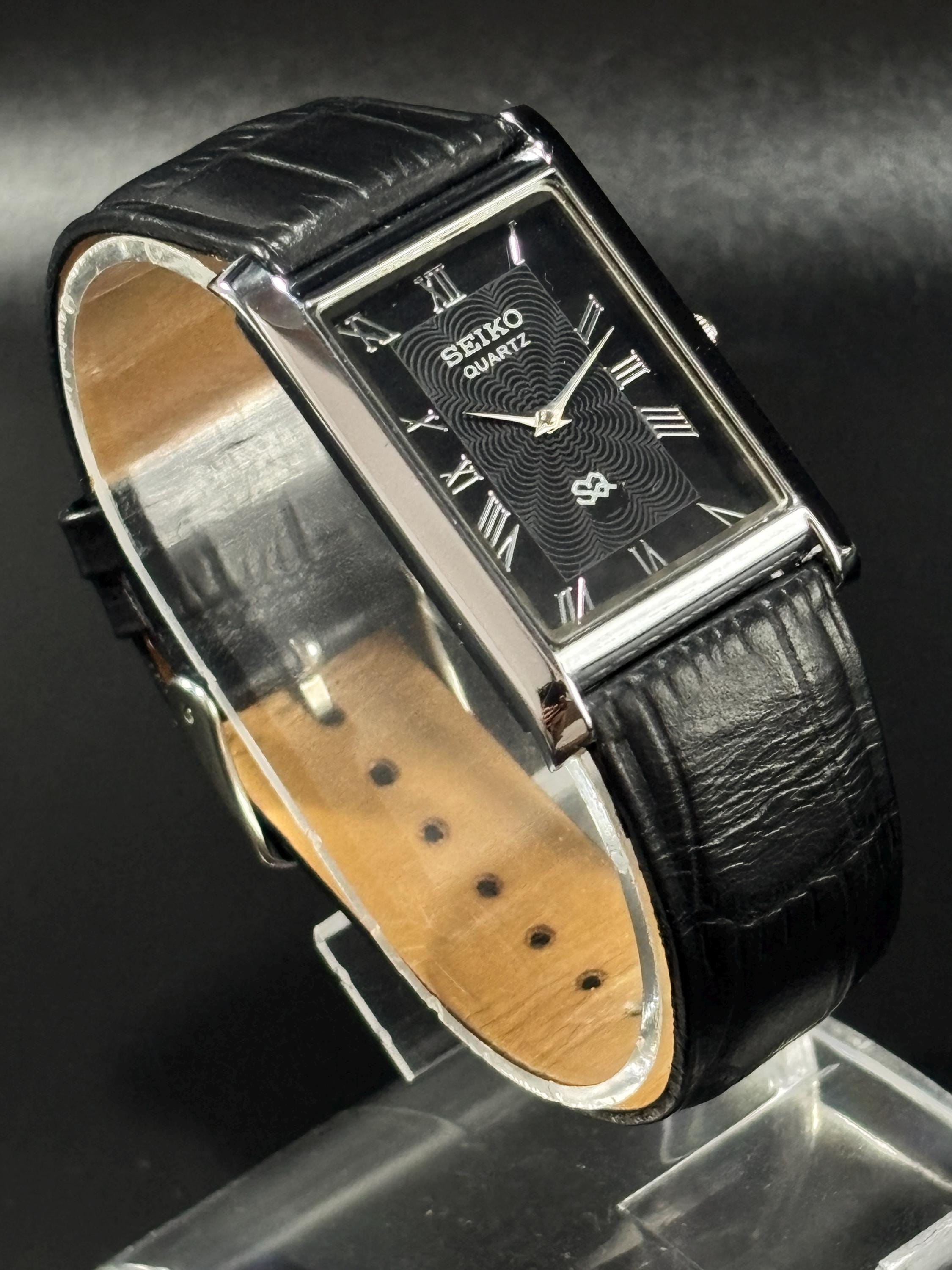 Vintage Seiko Men's Tank Watch – Slim Black Dial, Leather Band
