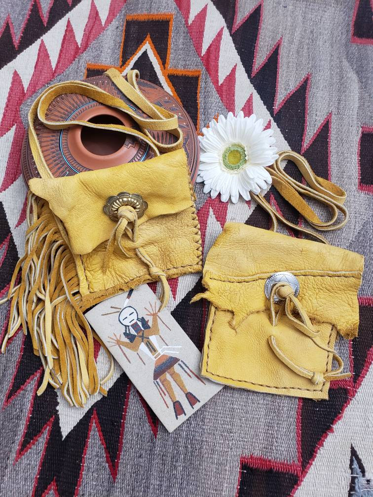 財布・ケース・小物入れ Native American Medicine Bags Large Native American Medicine Bag, Buckskin Medicine Bag