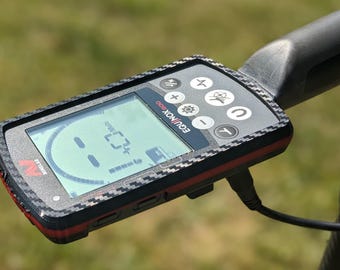 Minelab Equinox カーボンファイバーラバーコントロールユニットカバー – 保護デュアルトーンケース、洗練された頑丈なデザイン