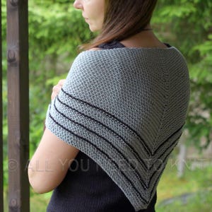 Baktus "Pebble" Knitting Pattern (PDF + Video): Easy Beginner Triangle Shawl DIY