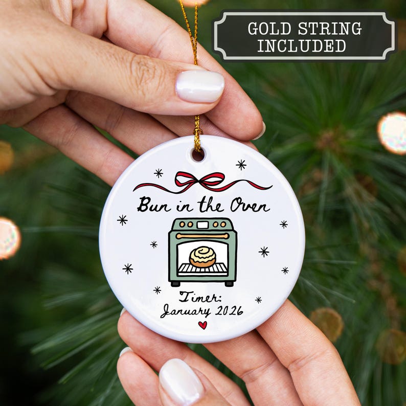 Bun in the Oven Ornament 2025 Personalized Pregnancy Announcement Ornament Month Year Christmas Ornament Mom to Be Gift Expecting Parents Green Oven