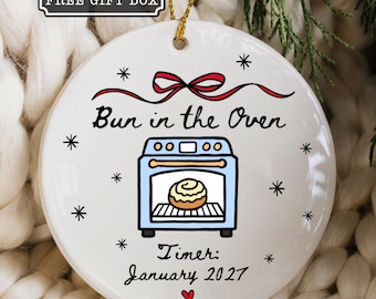 Bun in the Oven Ornament, Personalized Pregnancy Announcement Ornament, Due Month Keepsake, Mom to Be Christmas Gift for Expecting Parents