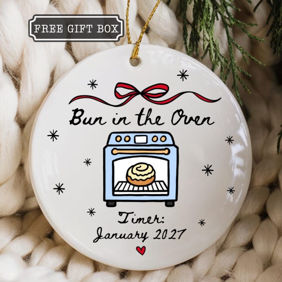 Bun in the Oven Ornament, Personalized Pregnancy Announcement Ornament, Due Month Keepsake, Mom to Be Christmas Gift for Expecting Parents