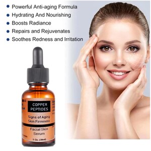 Peut inclure: Un flacon compte-gouttes en verre ambr&eacute; de 30 ml de s&eacute;rum pour le visage aux peptides de cuivre. L'&eacute;tiquette indique Copper Peptides, Signs of Aging, Skin Firmness, Facial Skin Serum, 1 Oz. (30ml). Des points listent les bienfaits du produit.