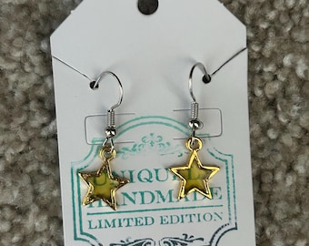 Pendientes de resina con forma de estrella