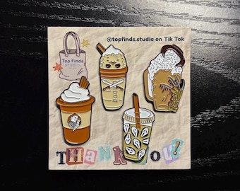 Juego de pines esmaltados de películas de terror: Pumpkin Spice Latte, Michael Myers, Freddy Krueger