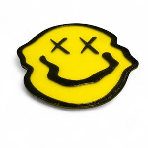 Drippy Smiley Snowboard Stomp Pad