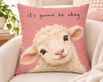 Funda de almohada con diseño de oveja adorable, decoración inspiradora para la habitación de la residencia estudiantil, almohada con el mensaje "Todo va a estar bien", regalo para paquetes de bienvenida a la universidad, decoración rosa para la habitación.