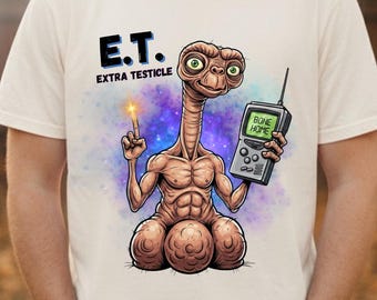 Retro Nostalgic Alien Illustration Tee | Sci-Fi Space Shirt