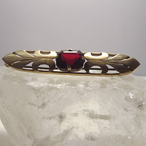 Antique 9K 9CT Yellow Gold Garnet Victorian Pin Brooch