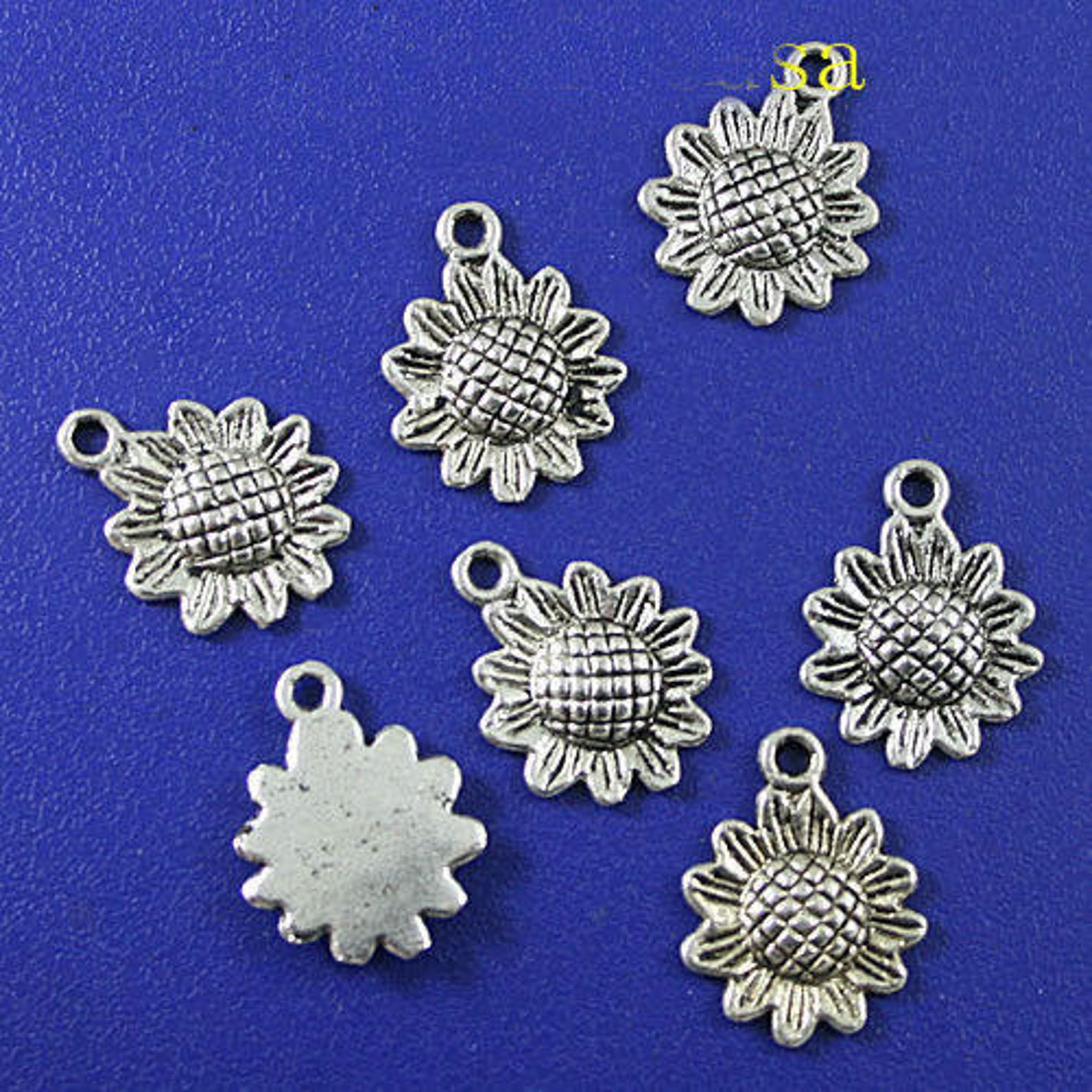 10 Sunflower Charms Flowers Sunflowers Flower Charms Etsy