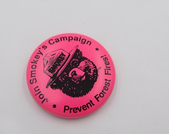 Vtg SMOKEY THE BEAR Please...Only YOU Can Prevent Forest Fires Button Pin Pink