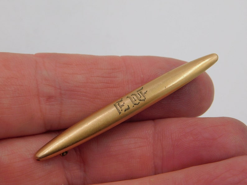 Antique Gold Tone Fancy Victorian Era Ladies Bar Pin Jewelry Engraved dr69