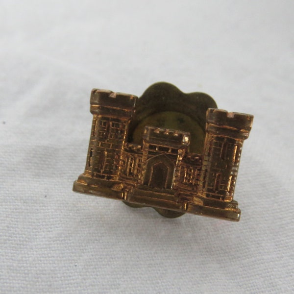Original WW2 Era US Army Corp of Engineers Button or Pin