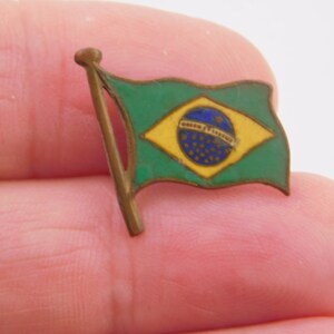 Antique Brazil Brazilian Enameled Pin Finding That Reads Congresso Odontologico Brasileiro dr62