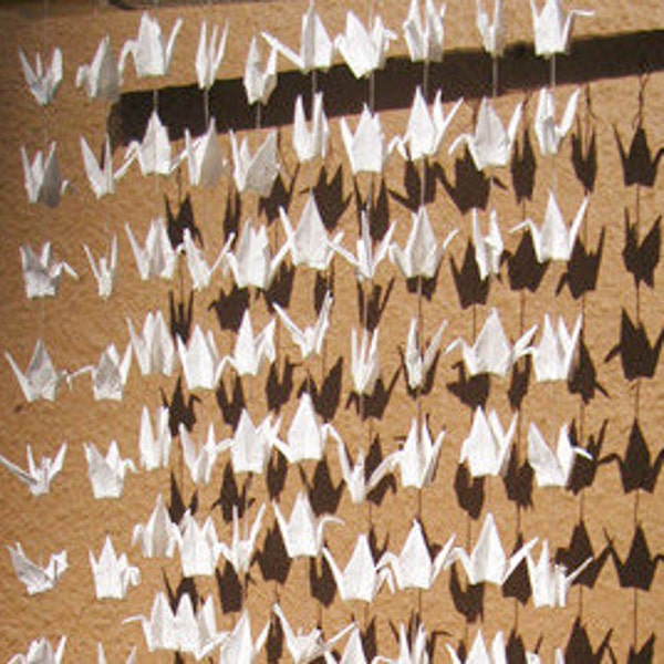 10 ficelles, 20 grues chacune, guirlandes de grues en origami blanches, décorations de fête de mariage mobiles, total de 200 grues