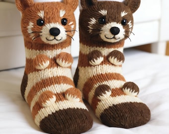 Calcetines de peluche con forma de animal, cómodos calcetines de invierno para mujer, regalo de panda rojo kawaii y ajolote.