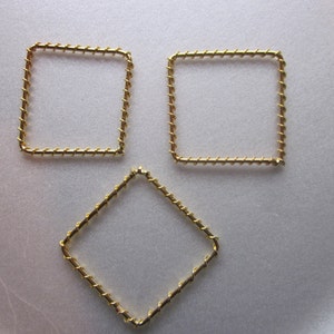 Wire Wrapped Diamond Gold Finished Steel Jewelry Components 50x50mm 4 Components