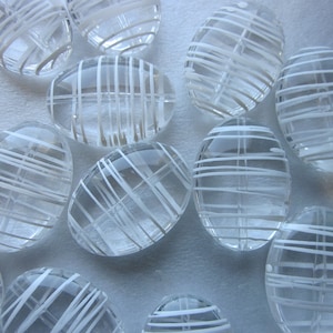 Klare und weisse Oval Acryl Perlen 33 x 24 mm 8 Perlen
