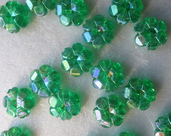 Green Flower Acrylic Beads 10mm 14 Beads