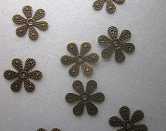 Blumen-antike Bronze filigrane Anschlüsse 18 x 16 mm 10 Anschlüsse